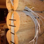 Как правильно провести электропроводку в деревянном доме
